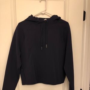 LULULEMON CROPPED SWEATSHIRT